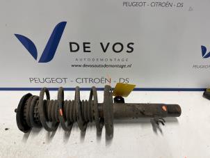 Gebruikte Mac Phersonpoot rechts-voor Peugeot 208 I (CA/CC/CK/CL) 1.5 BlueHDi 100 Prijs € 70,00 Margeregeling aangeboden door De Vos Autodemontagebedrijf