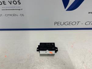 Gebruikte PDC Module Opel Corsa F (UB/UH/UP) 1.2 Turbo 12V 130 Prijs € 115,00 Margeregeling aangeboden door De Vos Onderdelen