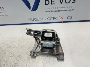 Gebruikte Motorsteun Peugeot Expert (V1/VA/VB/VE/VF/VT/VY) 1.5 BlueHDi 120 Prijs € 80,00 Margeregeling aangeboden door De Vos Onderdelen