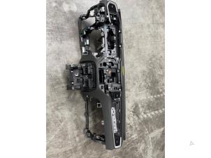 Gebruikte Dashboard Opel Grandland (X) 1.2 Turbo 12V Prijs € 907,50 Inclusief btw aangeboden door De Vos Onderdelen