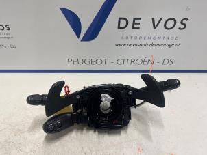 Gebruikte Licht + Raw Schakelaar Citroen C5 Aircross (A4/AC/AJ/AR) 1.2 PureTech Hybrid 136 Prijs € 250,00 Margeregeling aangeboden door De Vos Autodemontagebedrijf