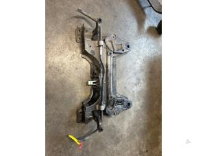 Gebruikte Subframe Citroen C4 Berline (BA/BB/BC) 1.2 PureTech 130 12V Prijs € 300,00 Margeregeling aangeboden door De Vos Onderdelen