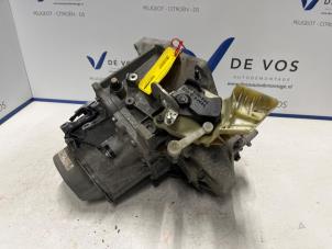 Gebruikte Versnellingsbak Citroen C3 Aircross I (2C/2R) 1.2 e-THP PureTech 110 Prijs € 850,00 Margeregeling aangeboden door De Vos Onderdelen