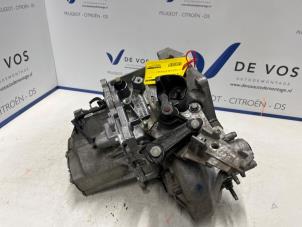 Gebruikte Versnellingsbak Opel Grandland/Grandland X 1.2 Turbo 12V Prijs € 1.000,00 Margeregeling aangeboden door De Vos Autodemontagebedrijf