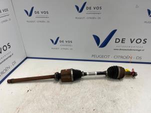 Gebruikte Aandrijfas rechts-voor Opel Grandland (X) 2.0 CDTI Prijs € 160,00 Margeregeling aangeboden door De Vos Onderdelen