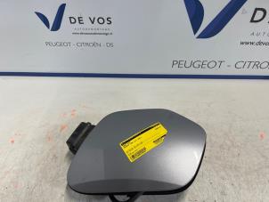 Gebruikte Tank Klep Peugeot 208 II (UB/UH/UP) e-208 50 kWh Prijs € 60,00 Margeregeling aangeboden door De Vos Onderdelen
