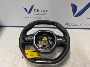 Gebruikte Stuurwiel Peugeot 308 SW (F4/FC/FN/FR) 1.2 PureTech Hybrid 136 Prijs € 200,00 Margeregeling aangeboden door De Vos Onderdelen