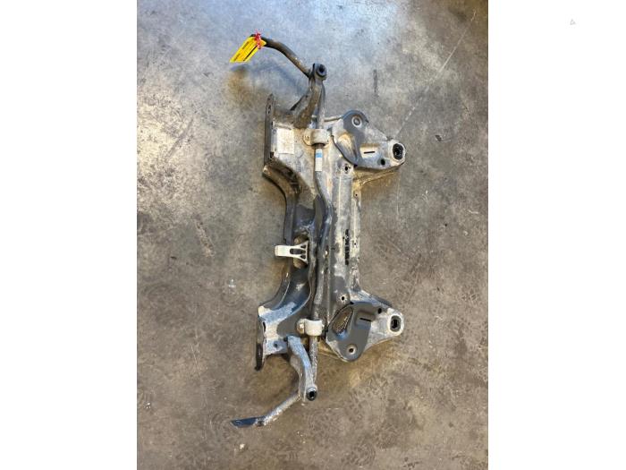 Gebruikte Subframe Opel Corsa F (UB/UH/UP) 1.2 Turbo 12V 100 Prijs € 160,00 Margeregeling aangeboden door De Vos Onderdelen
