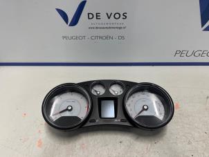 Gebruikte Kilometerteller KM Peugeot 308 (4A/C) 1.6 HDiF 16V Prijs € 80,00 Margeregeling aangeboden door De Vos Onderdelen