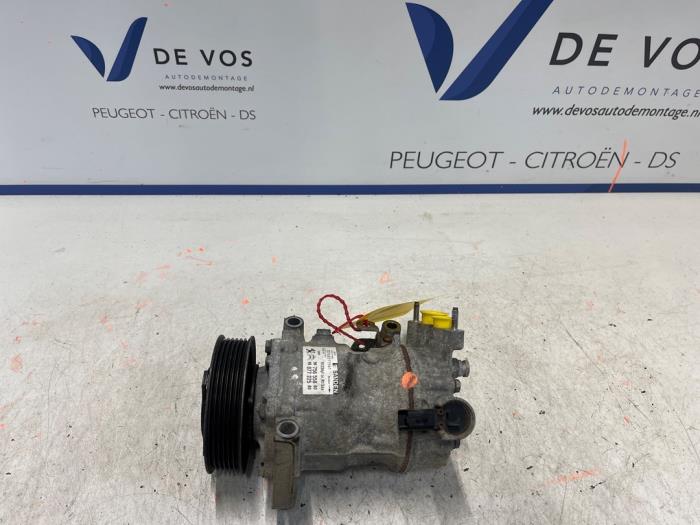 Gebruikte Aircopomp Peugeot 208 I (CA/CC/CK/CL) 1.6 Blue HDi 100 Prijs € 160,00 Margeregeling aangeboden door De Vos Onderdelen