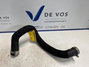 Gebruikte Intercooler Slang DS Automobiles DS 4 1.6 16V PureTech 215 Prijs € 55,00 Margeregeling aangeboden door De Vos Onderdelen
