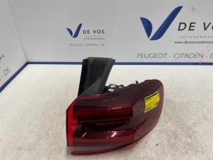 Gebruikte Achterlicht rechts Citroen C5 Aircross I (A4/AC/AJ/AR) 1.2 PureTech Hybrid 136 Prijs € 135,00 Margeregeling aangeboden door De Vos Onderdelen