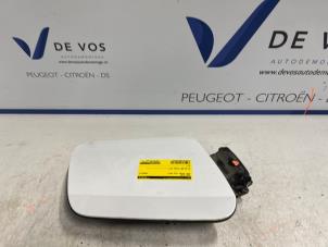 Gebruikte Tank Klep Opel Astra L (F3/FB/FM/FP) 1.5 Turbo D 16V Prijs € 35,00 Margeregeling aangeboden door De Vos Onderdelen