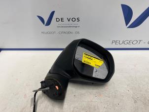 Gebruikte Buitenspiegel rechts Citroen C3 Picasso (SH) 1.4 16V VTI 95 Prijs € 80,00 Margeregeling aangeboden door De Vos Onderdelen