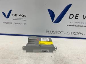 Gebruikte Radio Citroen C3 (SX/SW) 1.5 Blue HDi 100 16V Prijs € 200,00 Margeregeling aangeboden door De Vos Onderdelen