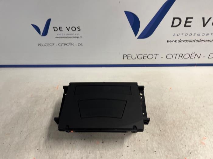 Gebruikte Head-up display Citroen C4 Berline (BA/BB/BC) 1.2 PureTech 130 12V Prijs € 250,00 Margeregeling aangeboden door De Vos Onderdelen