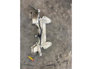 Gebruikte Subframe DS Automobiles DS 3/Crossback (UC/UJ/UR) 1.2 12V PureTech 100 Prijs € 475,00 Margeregeling aangeboden door De Vos Onderdelen