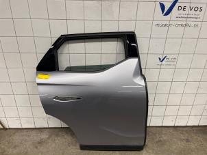 Gebruikte Portier 4Deurs rechts-achter DS Automobiles DS 3/Crossback (UC/UJ/UR) 1.2 12V PureTech 100 Prijs € 450,00 Margeregeling aangeboden door De Vos Onderdelen
