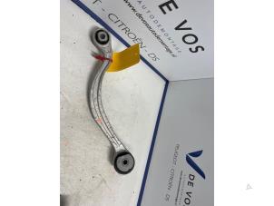 Gebruikte Reactiestang rechts-achter Peugeot 508 SW (F4/FC/FJ/FR) 1.2 12V PureTech 12V Prijs € 80,00 Margeregeling aangeboden door De Vos Onderdelen