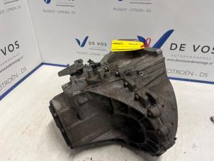 Gebruikte Versnellingsbak Peugeot RCZ (4J) 1.6 16V THP Prijs € 650,00 Margeregeling aangeboden door De Vos Onderdelen