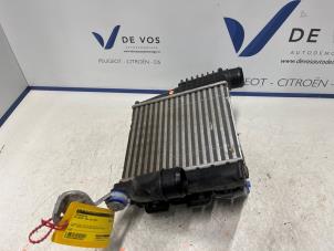 Gebruikte Intercooler DS Automobiles DS 4 1.6 16V E-Tense 225 Prijs € 135,00 Margeregeling aangeboden door De Vos Onderdelen