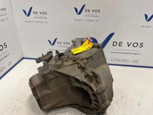 Gebruikte Versnellingsbak Citroen DS3 (SA) 1.6 e-THP 165 16V Prijs € 350,00 Margeregeling aangeboden door De Vos Onderdelen