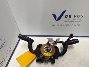 Gebruikte Combischakelaar Stuurkolom Peugeot Boxer (U9) 2.2 HDi 150 Euro 5 Prijs € 135,00 Margeregeling aangeboden door De Vos Onderdelen