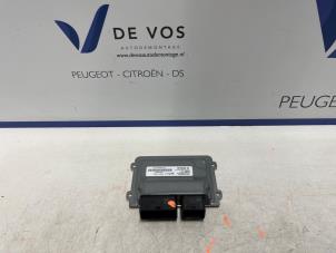 Gebruikte Computer hybride accu Peugeot 3008 II (M4/MC/MJ/MR) 1.6 16V HYbrid 225 Prijs € 400,00 Margeregeling aangeboden door De Vos Onderdelen