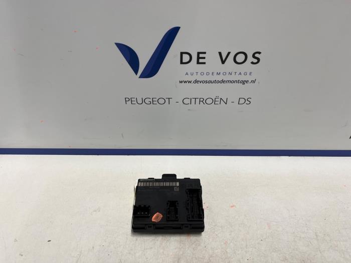 Gebruikte Module (diversen) DS Automobiles DS 4 1.2 12V Hybrid 136 Prijs € 200,00 Margeregeling aangeboden door De Vos Onderdelen
