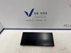 Gebruikte Display Interieur Peugeot 508 (F3/FB/FH/FP) 1.6 16V Hybrid 180 Prijs € 300,00 Margeregeling aangeboden door De Vos Onderdelen