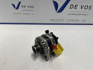 Gebruikte Dynamo Peugeot 308 (F3/FB/FH/FM/FP) 1.5 Blue HDi 130 16V Prijs € 550,00 Margeregeling aangeboden door De Vos Onderdelen