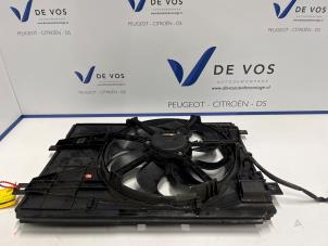 Gebruikte Koelvinhuis Citroen C4 Picasso (3D/3E) 1.6 BlueHDI 120 Prijs € 135,00 Margeregeling aangeboden door De Vos Onderdelen