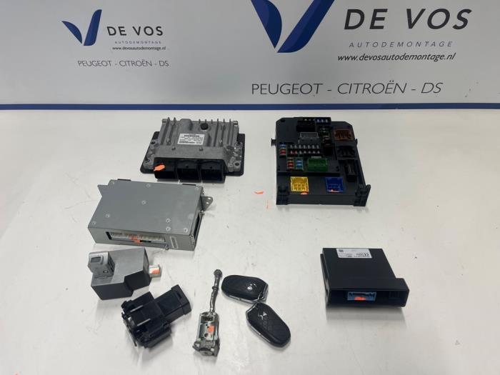 Gebruikte Computer Motormanagement Citroen DS5 (KD/KF) 2.0 165 HYbrid4 16V Prijs € 350,00 Margeregeling aangeboden door De Vos Onderdelen