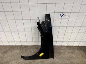 Gebruikte Scherm links-voor Peugeot 408 1.6 16V HYbrid 225 Prijs € 150,00 Margeregeling aangeboden door De Vos Onderdelen