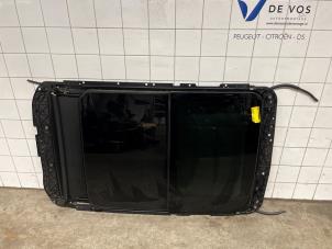 Gebruikte Schuifdak DS Automobiles DS 7 Crossback 1.6 16V PureTech 225 Prijs € 900,00 Margeregeling aangeboden door De Vos Onderdelen