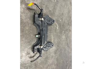 Gebruikte Subframe Peugeot 208 II (UB/UH/UP) 1.5 BlueHDi 100 Prijs € 160,00 Margeregeling aangeboden door De Vos Onderdelen