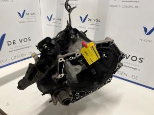 Gebruikte Versnellingsbak Opel Corsa F (UB/UH/UP) 1.5 CDTI 100 Prijs € 900,00 Margeregeling aangeboden door De Vos Onderdelen