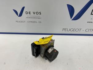 Gebruikte ABS Pomp Citroen C3 Aircross I (2C/2R) 1.2 PureTech 82 Prijs € 250,00 Margeregeling aangeboden door De Vos Onderdelen