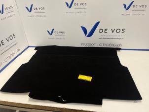 Gebruikte Kofferbak Mat Citroen C3 Aircross I (2C/2R) 1.2 e-THP PureTech 110 Prijs € 70,00 Margeregeling aangeboden door De Vos Onderdelen