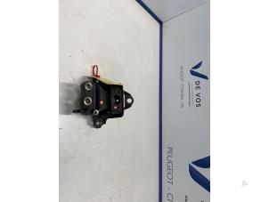 Gebruikte Motorsteun Peugeot 108 1.0 12V VVT-i Prijs € 90,00 Margeregeling aangeboden door De Vos Onderdelen