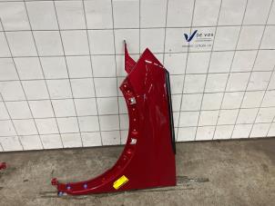 Gebruikte Scherm links-voor Peugeot 3008 II (M4/MC/MJ/MR) 1.2 12V PureTech Hybrid 48V Prijs € 180,00 Margeregeling aangeboden door De Vos Onderdelen