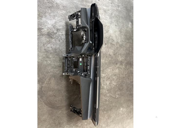 Gebruikte Dashboard Peugeot 308 (F3/FB/FH/FM/FP) 1.2 PureTech Hybrid 136 Prijs € 605,00 Inclusief btw aangeboden door De Vos Onderdelen