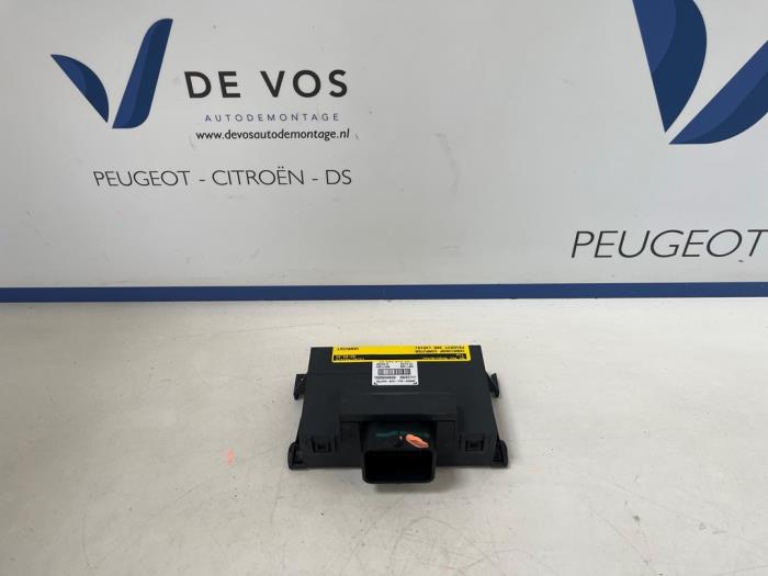 Gebruikte Cabriokap computer Peugeot 308 CC (4B) 1.6 16V THP 155 Prijs € 200,00 Margeregeling aangeboden door De Vos Onderdelen