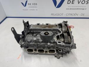 Gebruikte Cilinderkop Citroen C3 Aircross I (2C/2R) 1.2 e-THP PureTech 110 Prijs € 650,00 Margeregeling aangeboden door De Vos Onderdelen