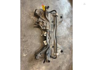 Gebruikte Subframe Peugeot Expert (V1/VA/VB/VE/VF/VT/VY) Prijs € 400,00 Margeregeling aangeboden door De Vos Onderdelen