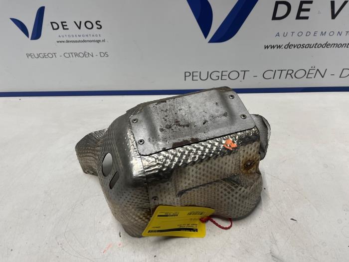 Gebruikte Hitteschild uitlaat Peugeot 308 (L3/L8/LB/LH/LP) 1.6 16V GTi 270 Prijs € 250,00 Margeregeling aangeboden door De Vos Onderdelen