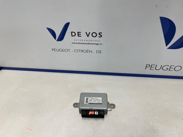 Gebruikte Stuurbekrachtiging Computer Peugeot 108 1.0 12V VVT-i Prijs € 100,00 Margeregeling aangeboden door De Vos Onderdelen