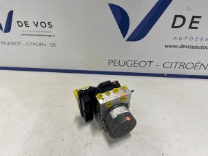 Gebruikte ABS Pomp Peugeot 308 SW (F4/FC/FN/FR) Prijs € 450,00 Margeregeling aangeboden door De Vos Onderdelen