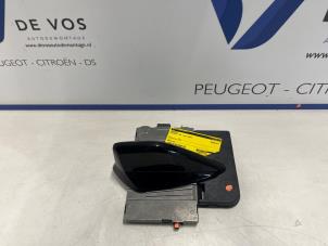 Gebruikte Antenne Peugeot 308 SW (F4/FC/FN/FR) Prijs € 275,00 Margeregeling aangeboden door De Vos Onderdelen
