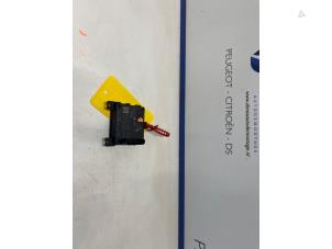 Gebruikte Sensor (overige) DS Automobiles DS 4 1.2 12V Hybrid 136 Prijs € 250,00 Margeregeling aangeboden door De Vos Onderdelen